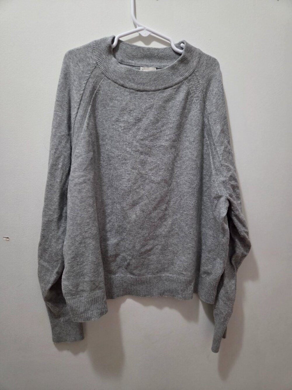 Women's sweater